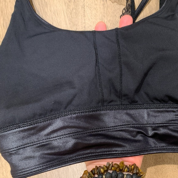 ALALA Flirty Crossback Sports Bra With Sheer Ruffle Straps - Black Size XS - Picture 4 of 7
